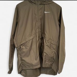 Nike Women’s Olive Green Lightweight Hooded Jacket